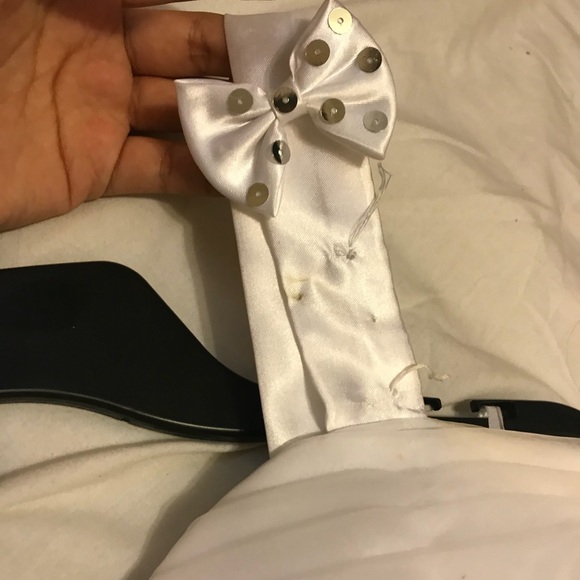 Will no longer wear - Picture 3 of 6